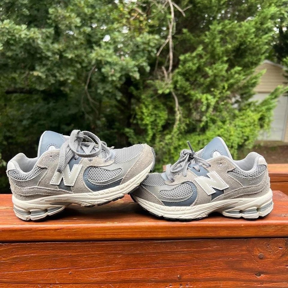 New Balance 2002R Youth 13 Gray White Unisex Running Play School Sneakers